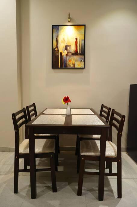 'Sumadhu Homes 301 ' Kolhapur Luaran gambar