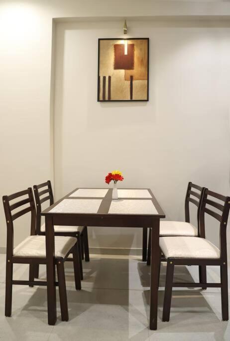 'Sumadhu Homes 301 ' Kolhapur Luaran gambar